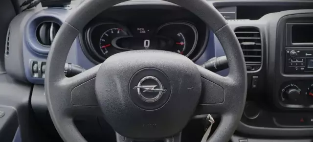 OPEL Vivaro 