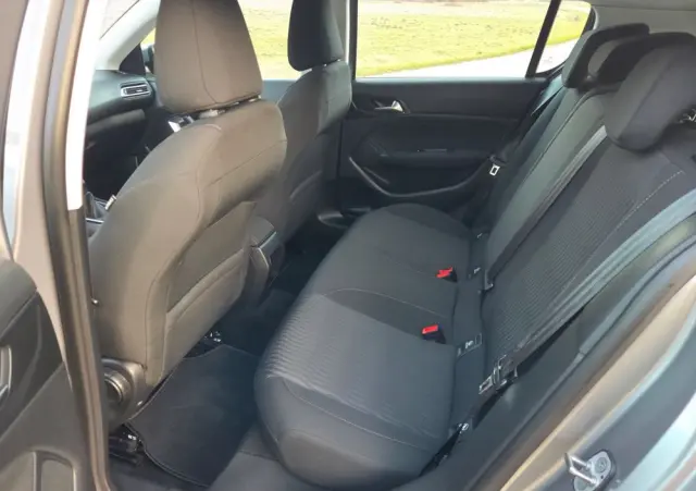 PEUGEOT 308 1.2 PureTech Access S&S