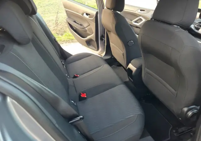 PEUGEOT 308 1.2 PureTech Access S&S