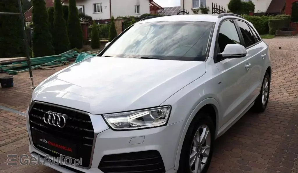AUDI Q3 