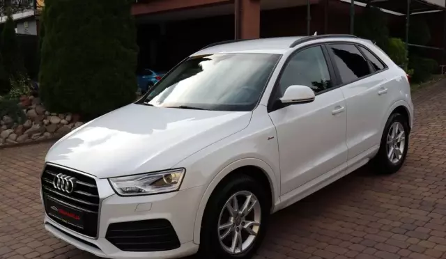 AUDI Q3 