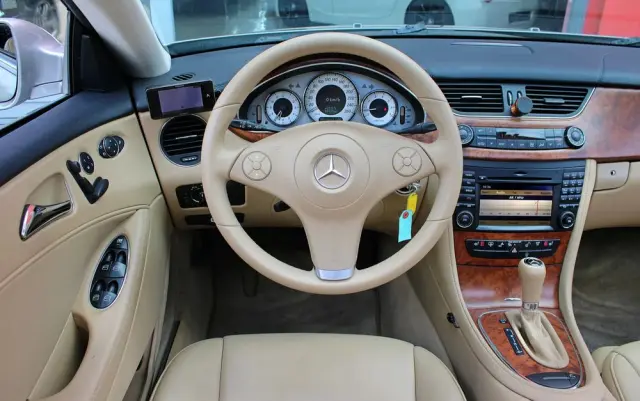 MERCEDES-BENZ CLS 350