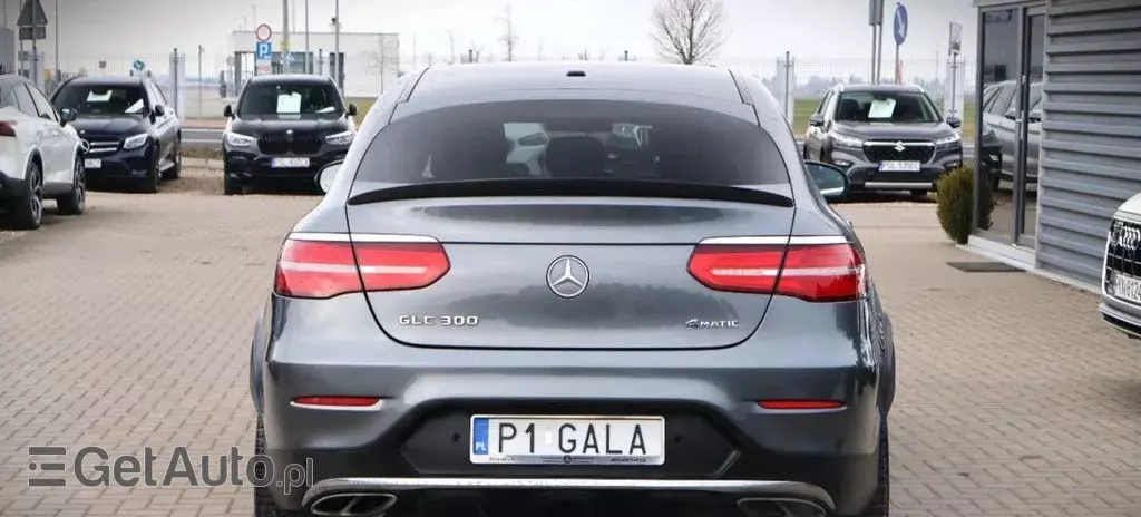 MERCEDES-BENZ GLC 
