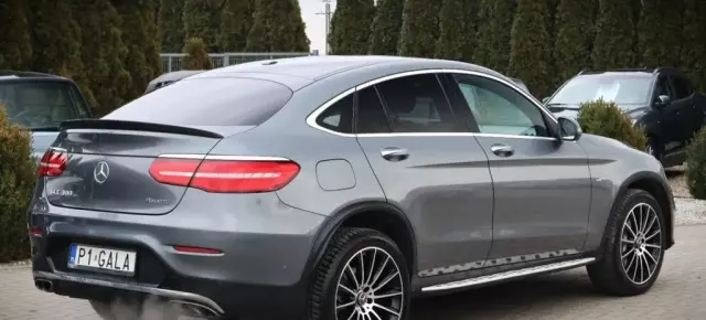 MERCEDES-BENZ GLC 