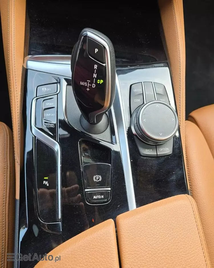 BMW Seria 5 520d xDrive Touring M Sport Edition