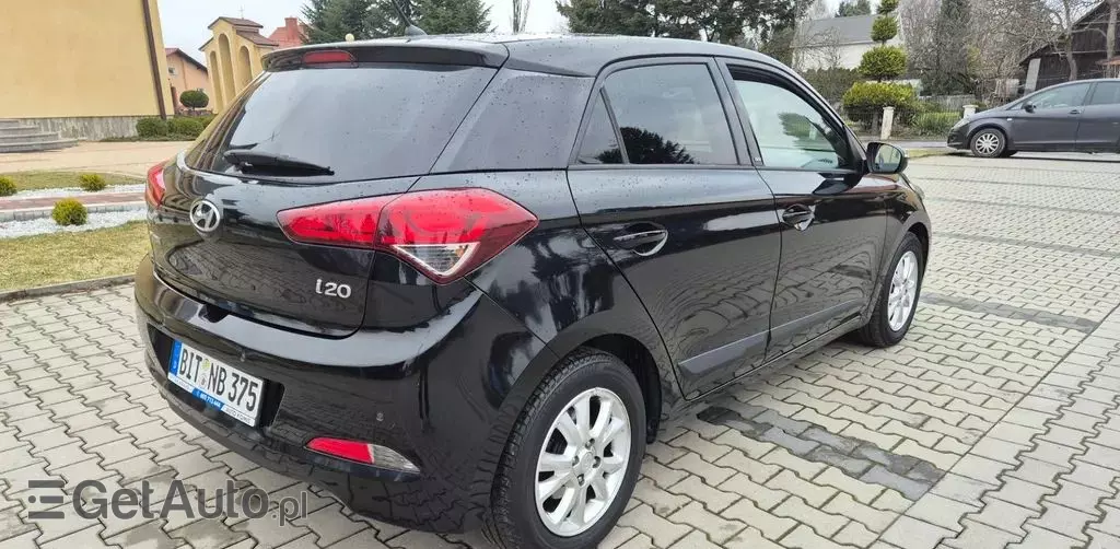 HYUNDAI I20 
