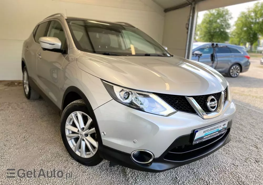NISSAN Qashqai 1.6 dCi Xtronic N-Connecta