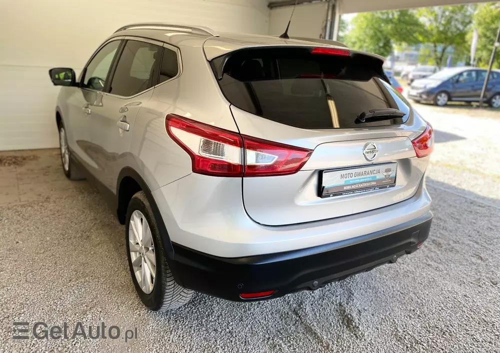 NISSAN Qashqai 1.6 dCi Xtronic N-Connecta