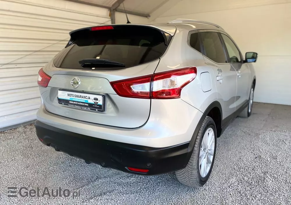 NISSAN Qashqai 1.6 dCi Xtronic N-Connecta