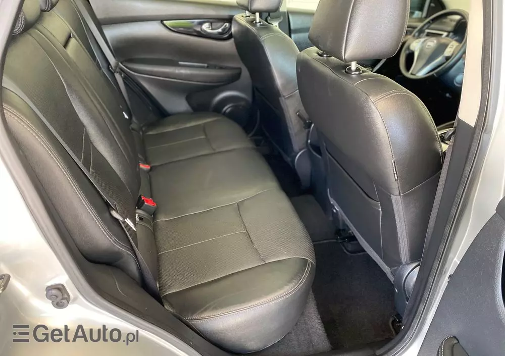 NISSAN Qashqai 1.6 dCi Xtronic N-Connecta