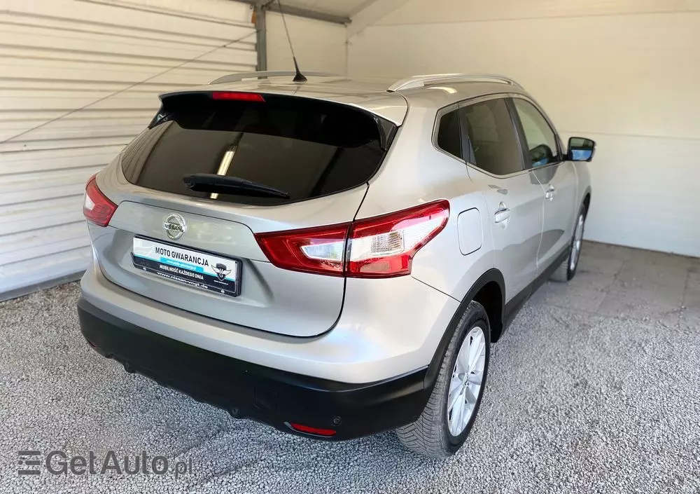 NISSAN Qashqai 1.6 dCi Xtronic N-Connecta