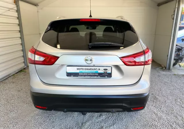 NISSAN Qashqai 1.6 dCi Xtronic N-Connecta
