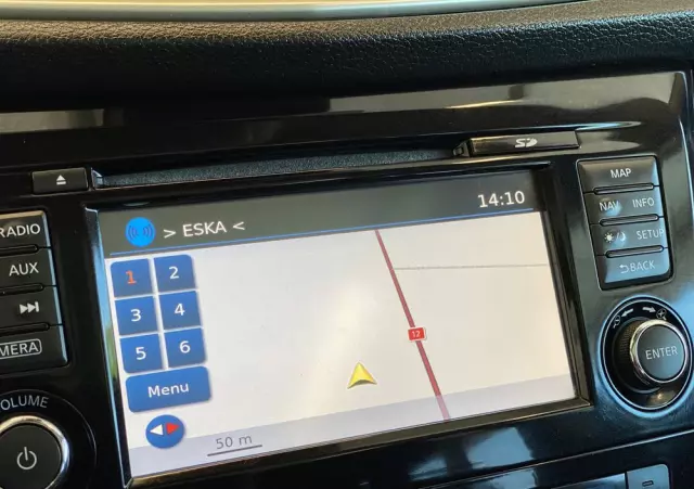 NISSAN Qashqai 1.6 dCi Xtronic N-Connecta