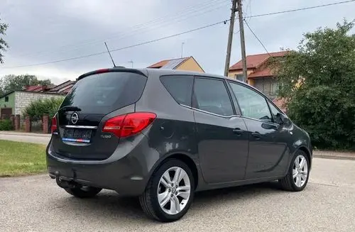 OPEL Meriva 