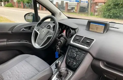 OPEL Meriva 