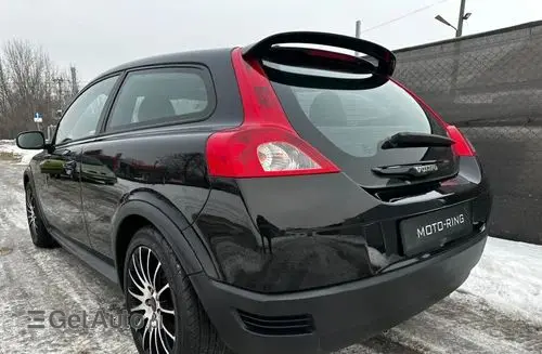 VOLVO C30 