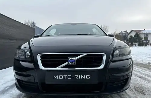 VOLVO C30 