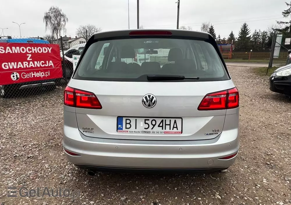 VOLKSWAGEN Golf Sportsvan 