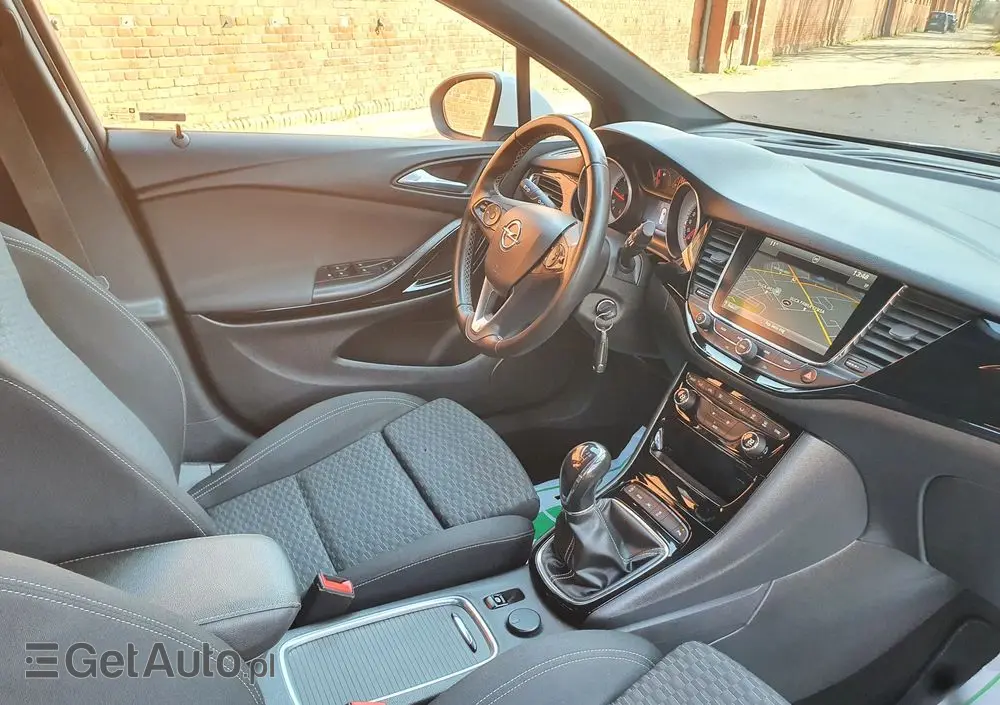 OPEL Astra 1.6 CDTI Sport