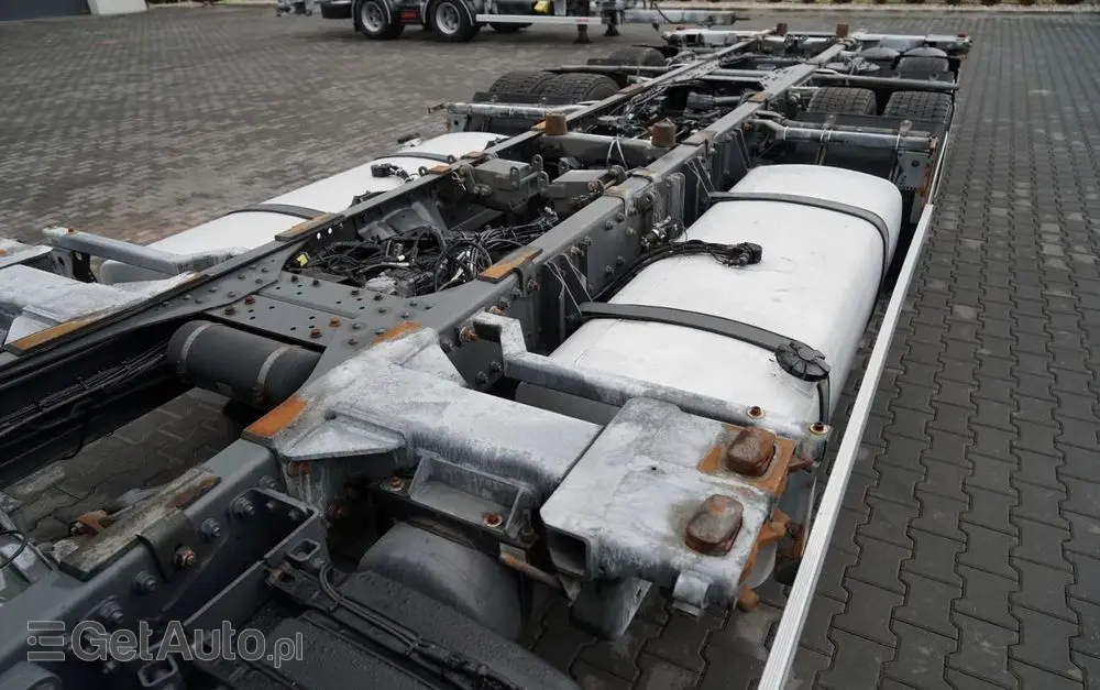 DAF XF 480 / BDF / 6X2 / / SSC / KLIMATYZACJA POSTOJOWA / OŚ PODNOSZONA / MEGA 