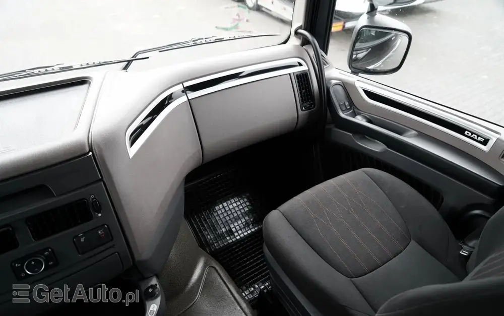 DAF XF 480 / BDF / 6X2 / / SSC / KLIMATYZACJA POSTOJOWA / OŚ PODNOSZONA / MEGA 