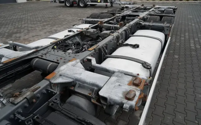 DAF XF 480 / BDF / 6X2 / / SSC / KLIMATYZACJA POSTOJOWA / OŚ PODNOSZONA / MEGA 