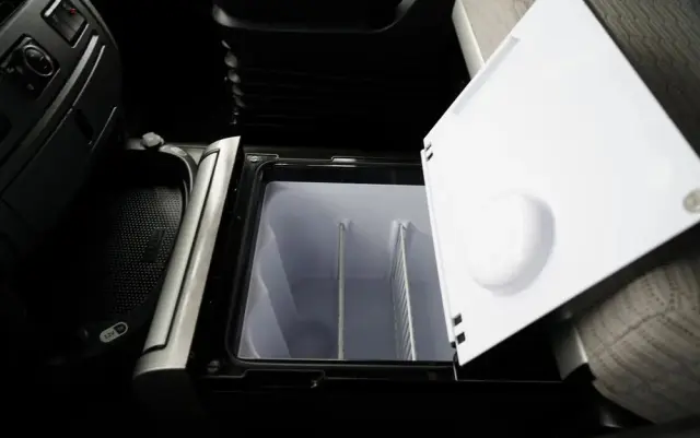 DAF XF 480 / BDF / 6X2 / / SSC / KLIMATYZACJA POSTOJOWA / OŚ PODNOSZONA / MEGA 