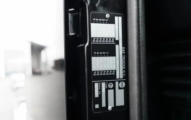 DAF XF 480 / BDF / 6X2 / / SSC / KLIMATYZACJA POSTOJOWA / OŚ PODNOSZONA / MEGA 