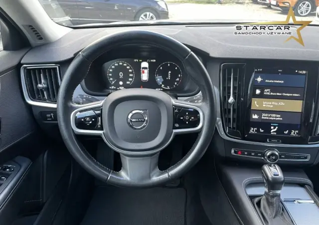 VOLVO V90 Cross Country 