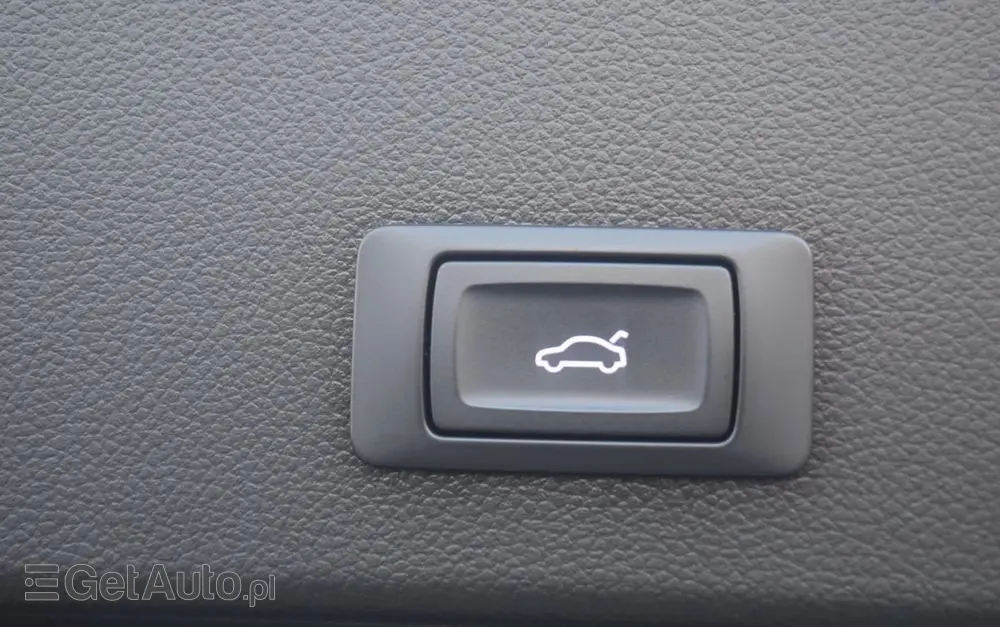 AUDI A6 Avant 2.0 TDI Ultra S tronic