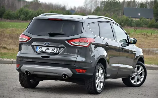 FORD Kuga 