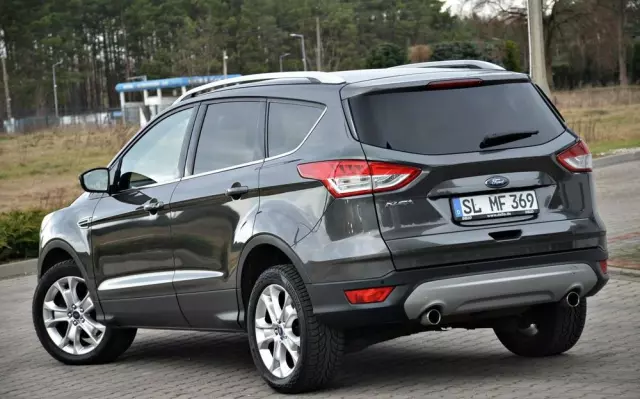 FORD Kuga 
