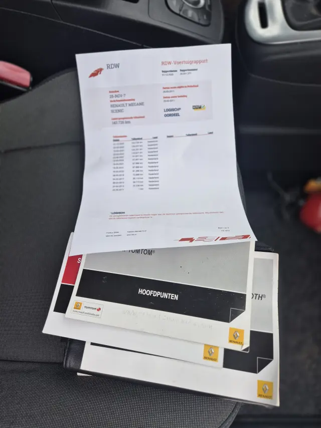 RENAULT Scenic Authentique 110