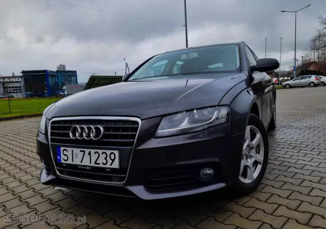 AUDI A4 