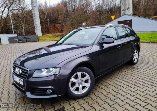 AUDI A4 