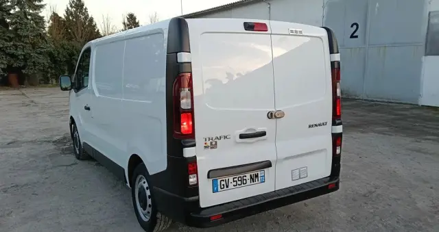 RENAULT Trafic 