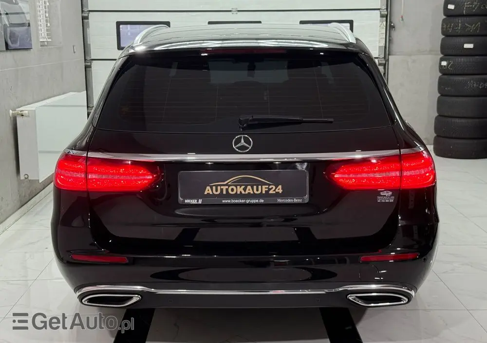 MERCEDES-BENZ Klasa E 220 d 9G-TRONIC