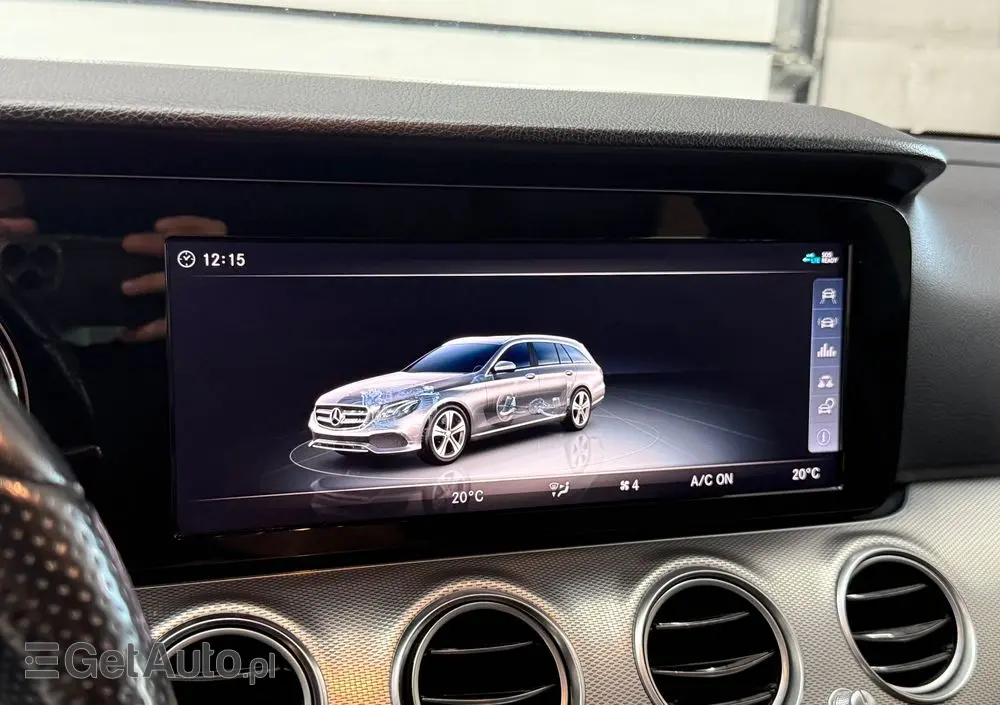 MERCEDES-BENZ Klasa E 220 d 9G-TRONIC