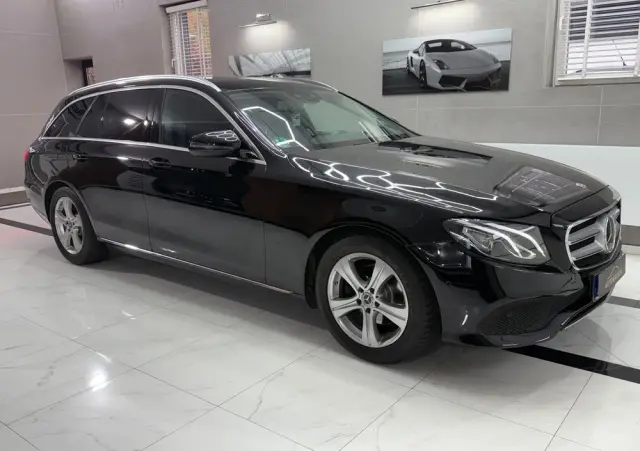 MERCEDES-BENZ Klasa E 220 d 9G-TRONIC