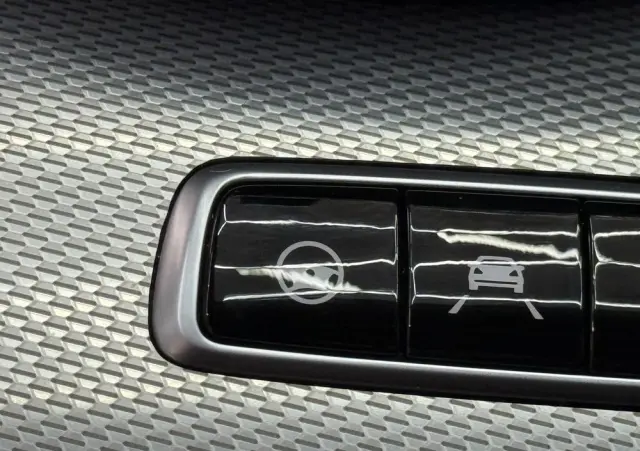 MERCEDES-BENZ Klasa E 220 d 9G-TRONIC