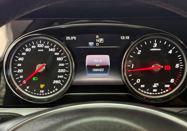 MERCEDES-BENZ Klasa E 220 d 9G-TRONIC