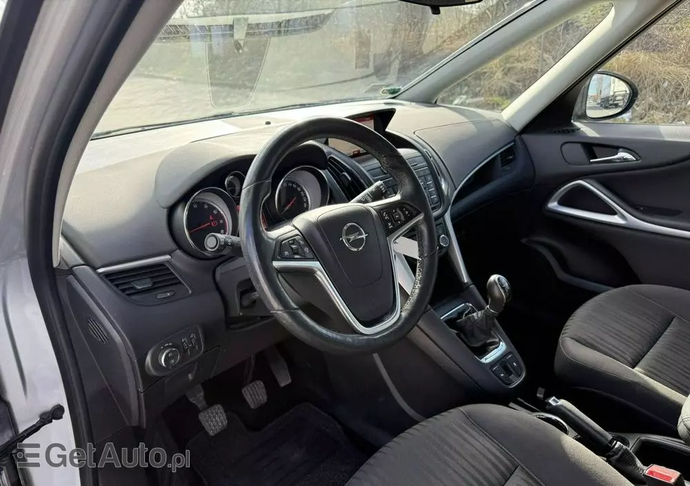 OPEL Zafira 