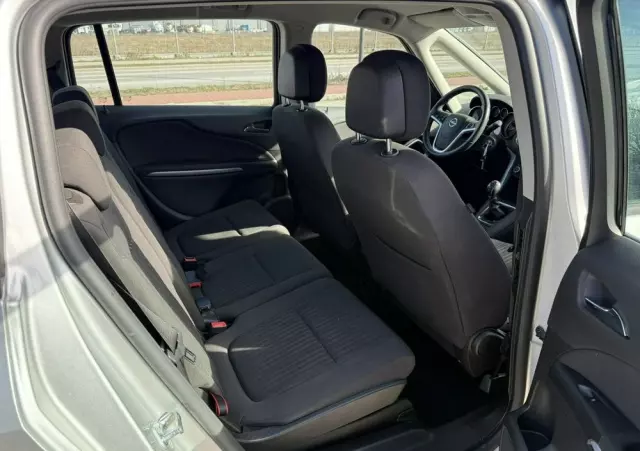 OPEL Zafira 