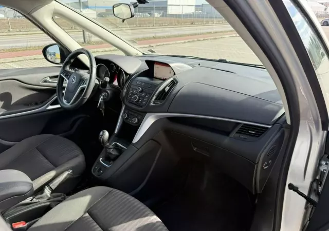 OPEL Zafira 