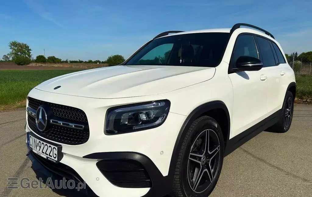 MERCEDES-BENZ GLB 