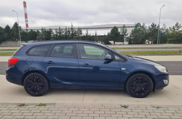 OPEL Astra 1.7 CDTI (125 KM)