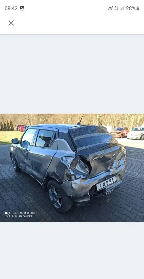 SUZUKI Swift 