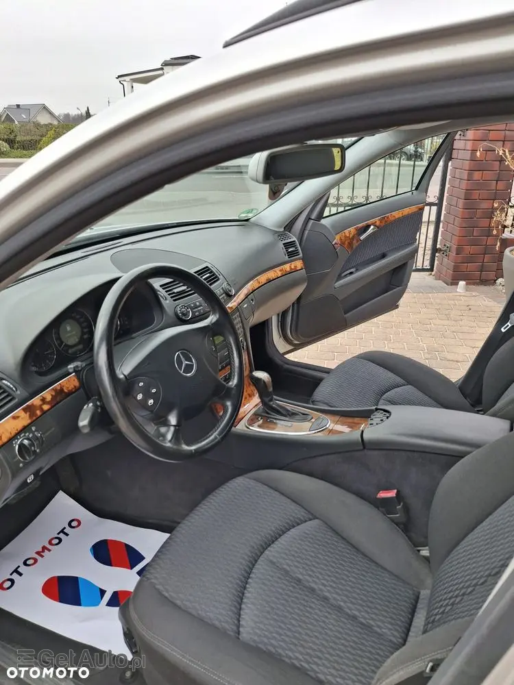 MERCEDES-BENZ Klasa E 200 Kompressor Automatik Elegance