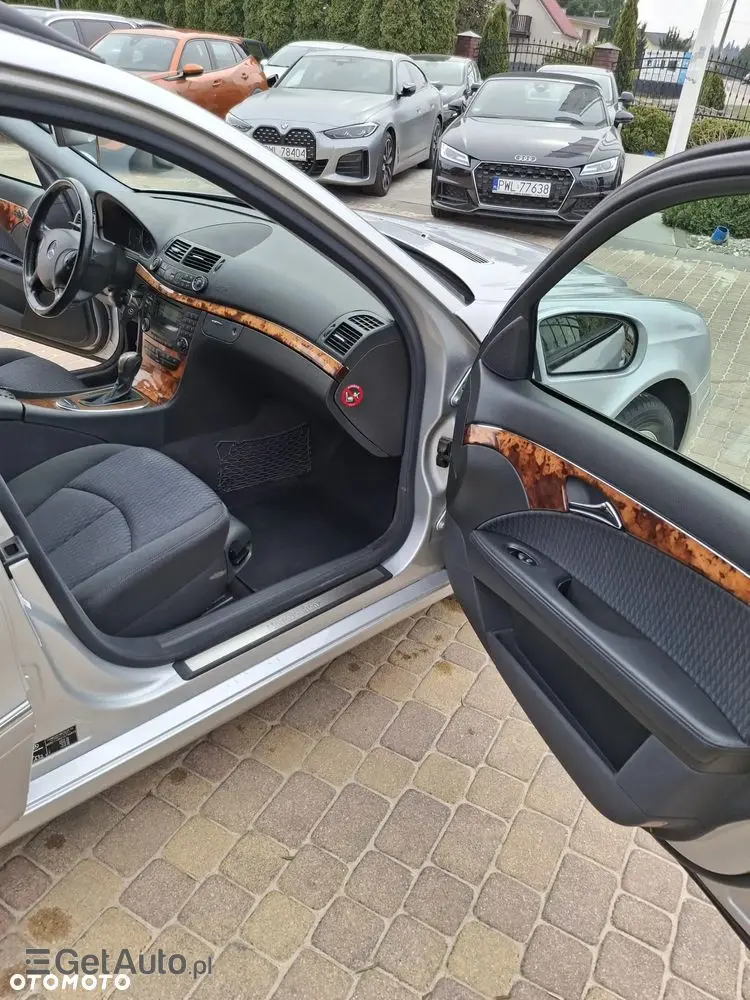 MERCEDES-BENZ Klasa E 200 Kompressor Automatik Elegance