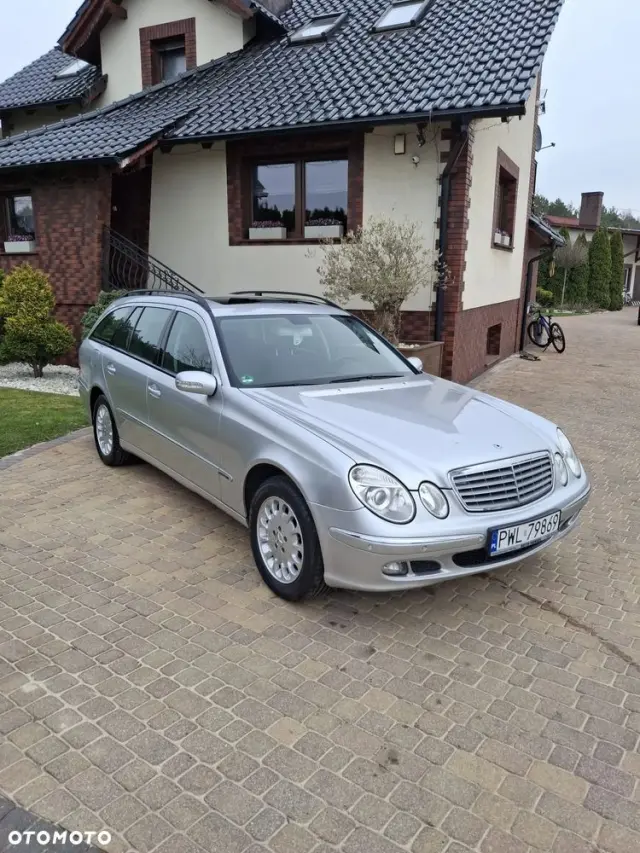 MERCEDES-BENZ Klasa E 200 Kompressor Automatik Elegance